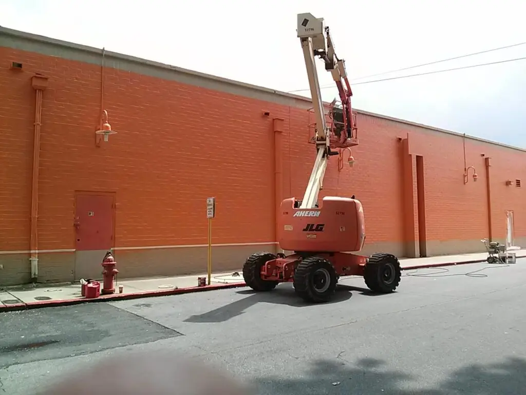 Commercial exterior project with lift access